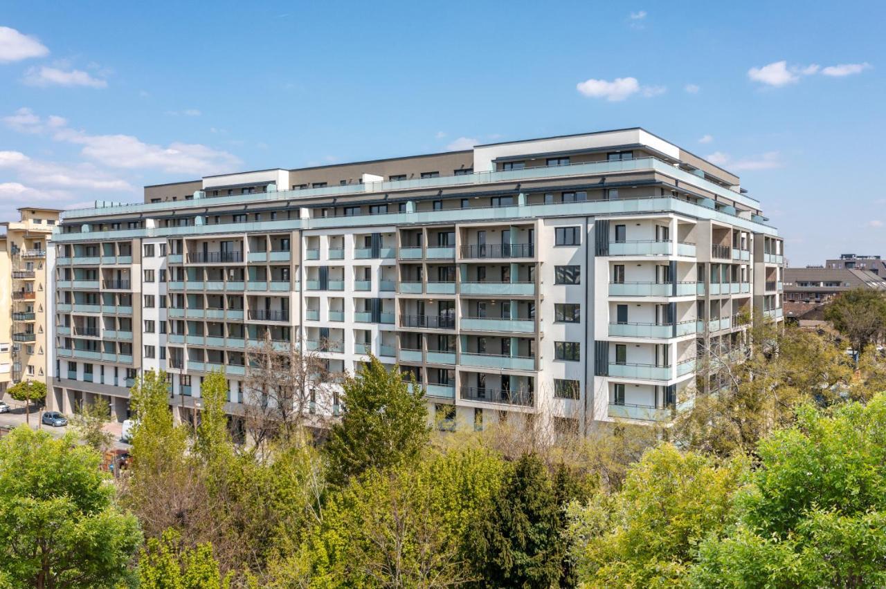 Westside Apartments By Urbanrent ブダペスト エクステリア 写真