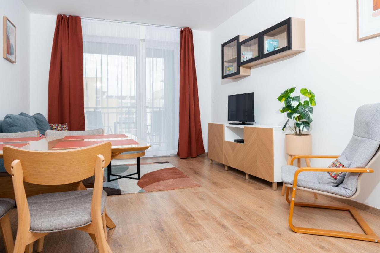 Westside Apartments By Urbanrent ブダペスト エクステリア 写真