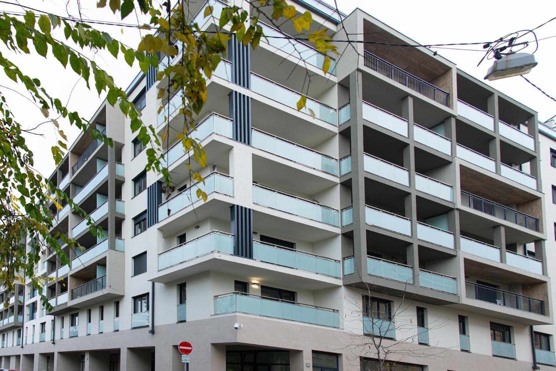 Westside Apartments By Urbanrent ブダペスト エクステリア 写真